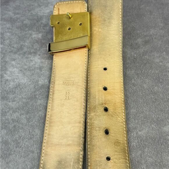 Louis Vuitton Damier Azur M9609 95/38 Initiales Belt Gold Buckle - Picture 7 of 12